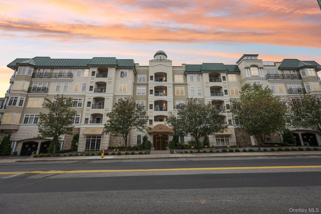 410 Westchester Avenue 202, Port Chester, NY 10573