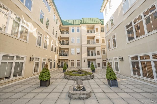 410 Westchester Avenue 202, Port Chester, NY 10573