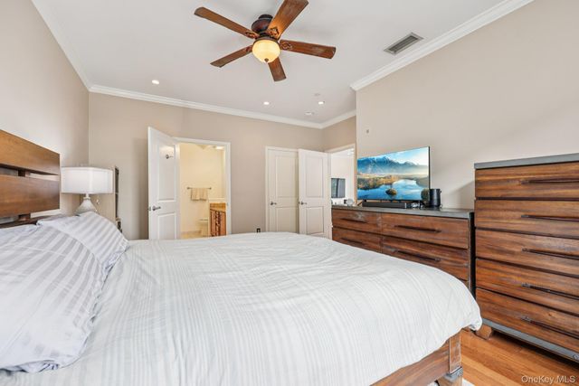 410 Westchester Avenue 202, Port Chester, NY 10573