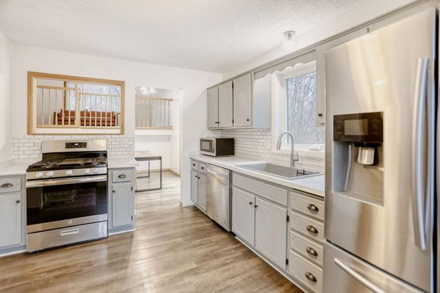 10895 Osage Street NW, Coon Rapids, MN 55433