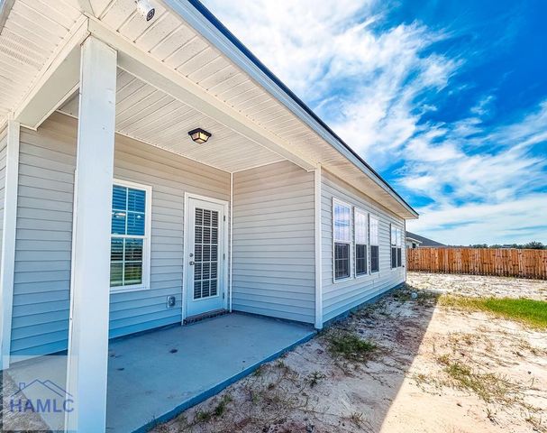 1667 Arnold Drive SE, Allenhurst, GA 31301