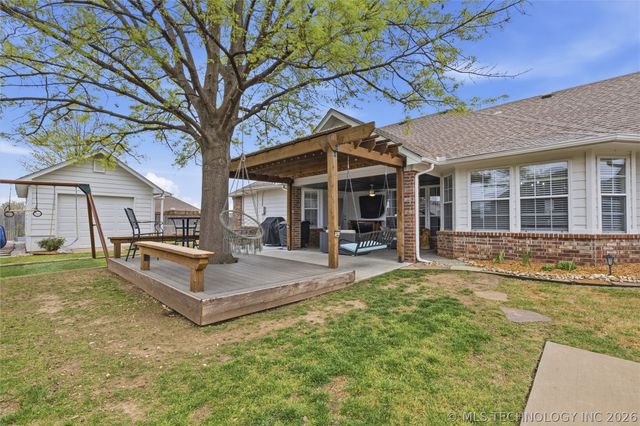 11206 S 276th East Avenue, Coweta, OK 74429
