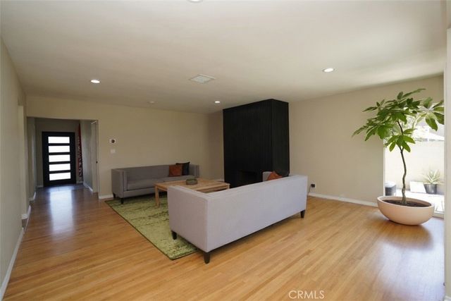 6702 E El Progreso Street, Long Beach, CA 90815