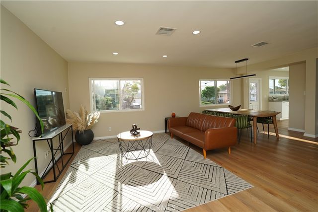 6702 E El Progreso Street, Long Beach, CA 90815