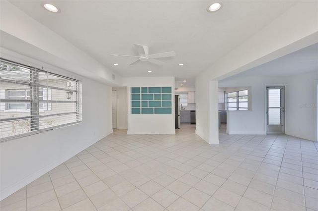 419 12TH AVENUE, Indian Rocks Beach, FL 33785