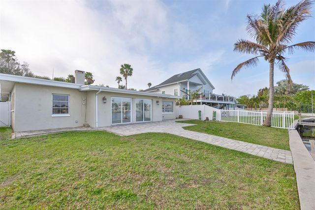 419 12TH AVENUE, Indian Rocks Beach, FL 33785