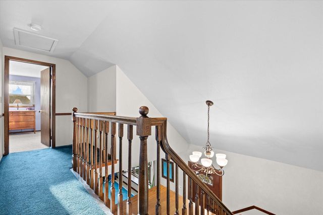 10235 W Cascade DRIVE, Franklin, WI 53132