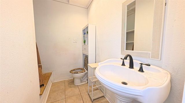 24206 Creekview Drive, Spring, TX 77389