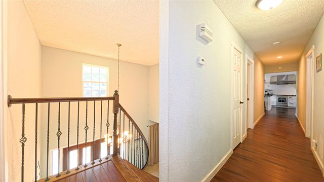 24206 Creekview Drive, Spring, TX 77389