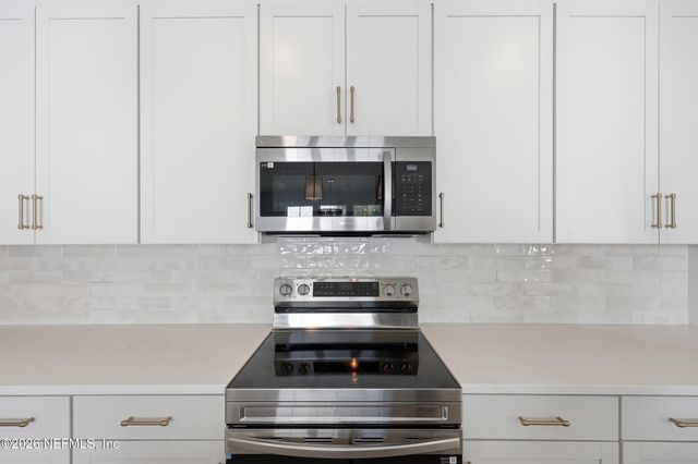 5 REINE Place, Palm Coast, FL 32164