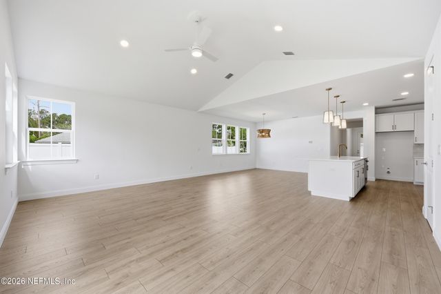 5 REINE Place, Palm Coast, FL 32164