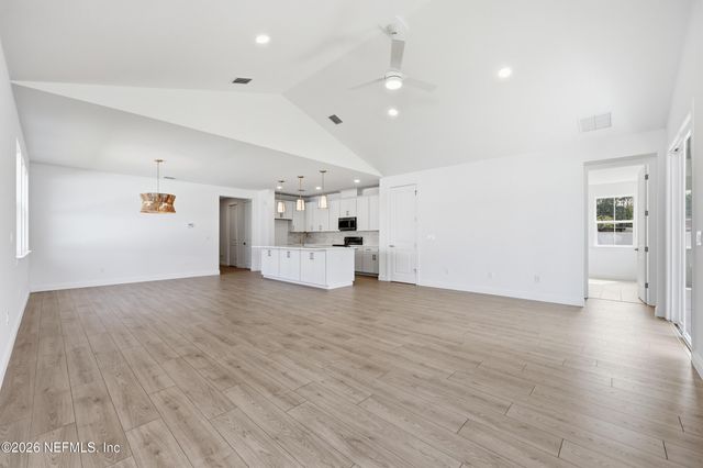 5 REINE Place, Palm Coast, FL 32164