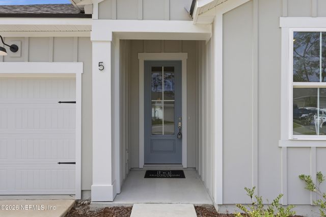 5 REINE Place, Palm Coast, FL 32164