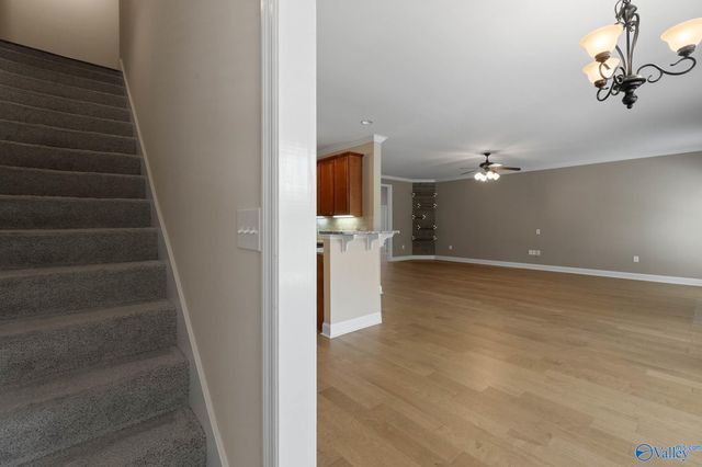 8510 Rolling Oaks Drive SE, Owens Cross Roads, AL 35763