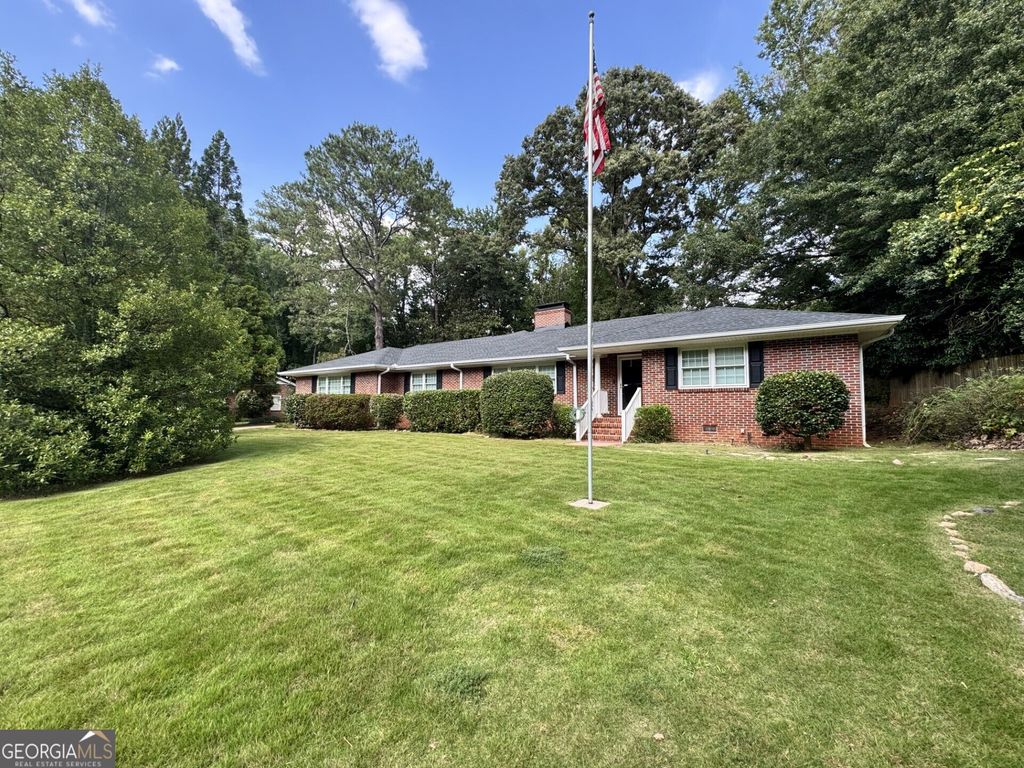 715 Ridgecrest Road, Lagrange, GA 30240