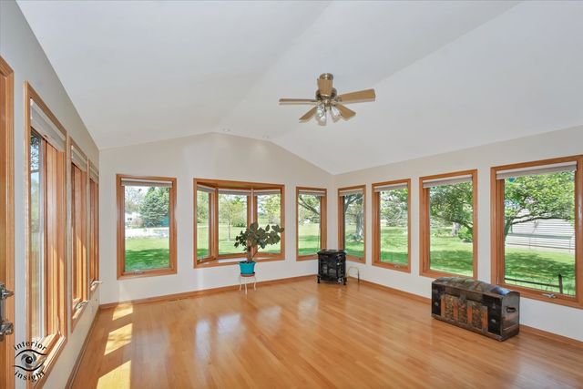 11515 Ellwood Greens Road, Genoa, IL 60135