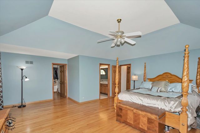 11515 Ellwood Greens Road, Genoa, IL 60135