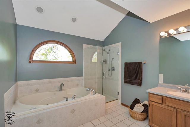 11515 Ellwood Greens Road, Genoa, IL 60135