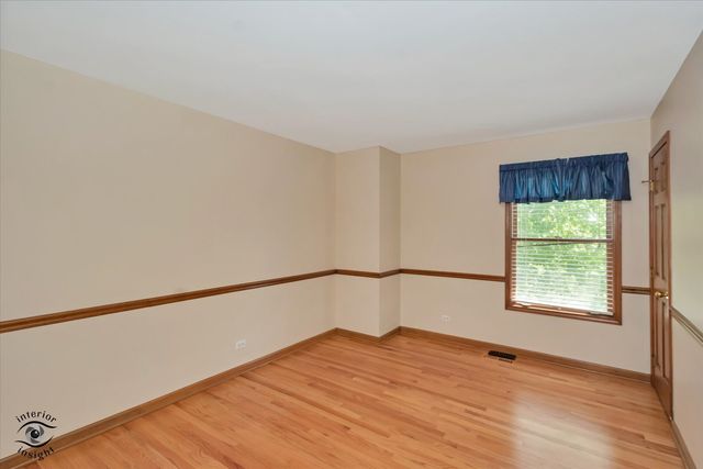 11515 Ellwood Greens Road, Genoa, IL 60135