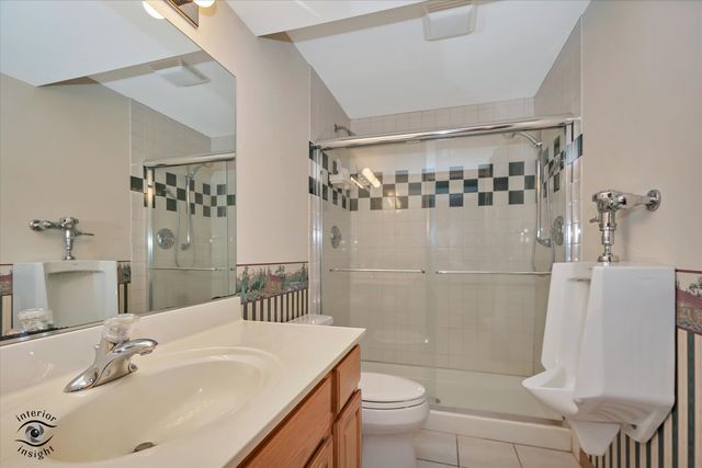 11515 Ellwood Greens Road, Genoa, IL 60135