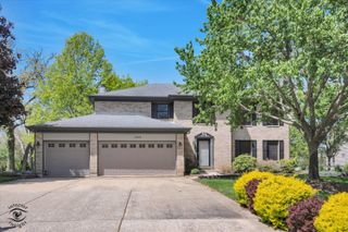 11515 Ellwood Greens Road, Genoa, IL 60135