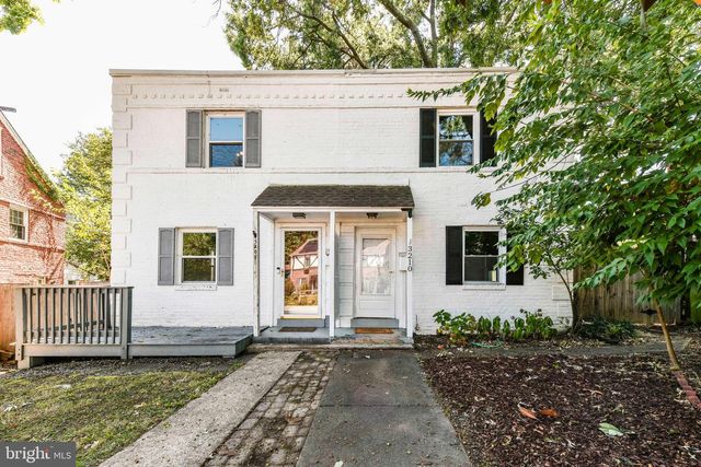 3210 9TH ST S, Arlington, VA 22204