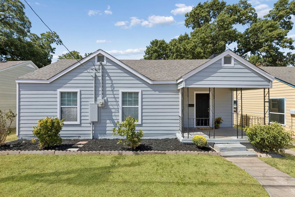 227 S Hampton Road, Dallas, TX 75208 — exterior