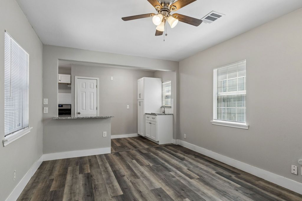 227 S Hampton Road, Dallas, TX 75208 — photo 5