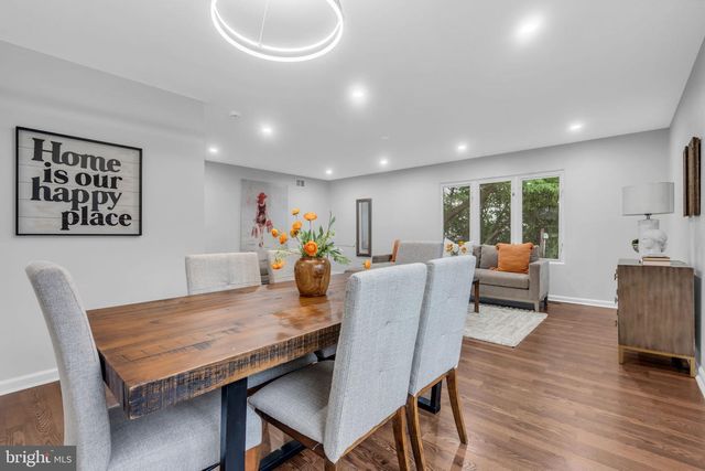 460 SECOND ST, Woodbury Heights, NJ 08097