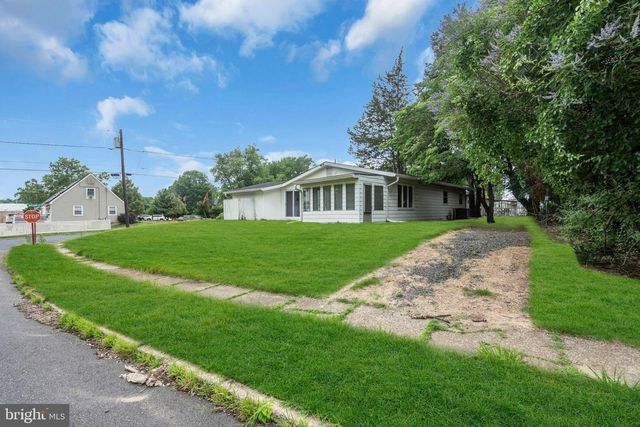 460 SECOND ST, Woodbury Heights, NJ 08097