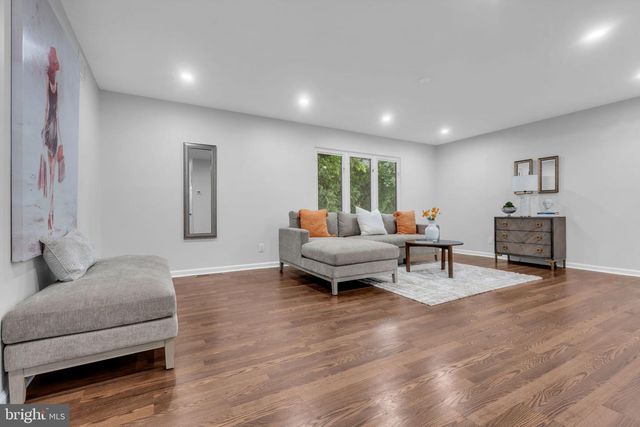 460 SECOND ST, Woodbury Heights, NJ 08097