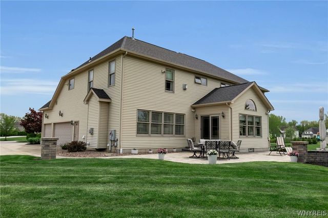 47 Lockhart Circle, Amherst, NY 14228