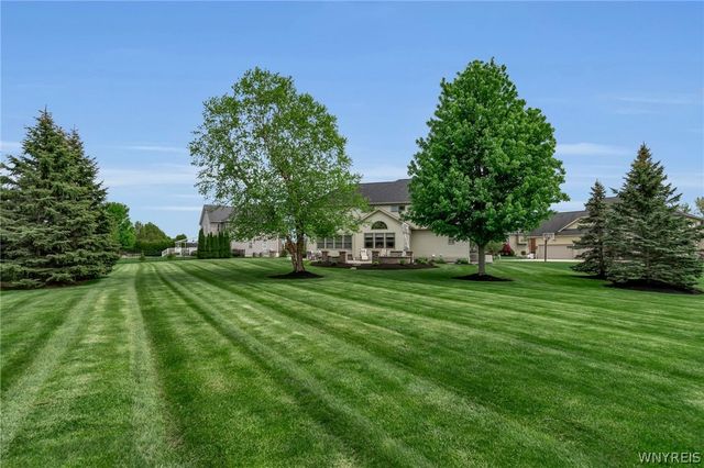47 Lockhart Circle, Amherst, NY 14228