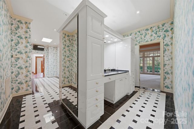 3619 Links Drive NE, Conover, NC 28613