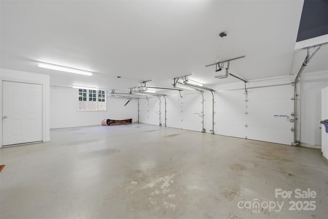 3619 Links Drive NE, Conover, NC 28613