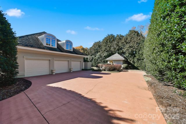 3619 Links Drive NE, Conover, NC 28613