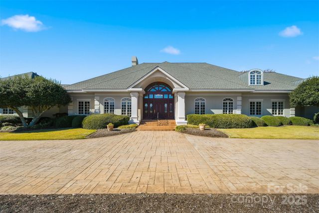 3619 Links Drive NE, Conover, NC 28613