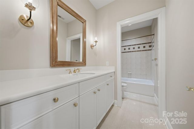 3619 Links Drive NE, Conover, NC 28613