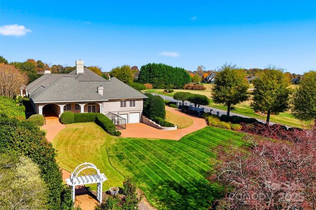 3619 Links Drive NE, Conover, NC 28613