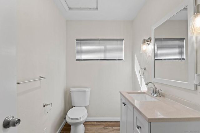 11535 Rocky Ln, Lakeside, CA 92040