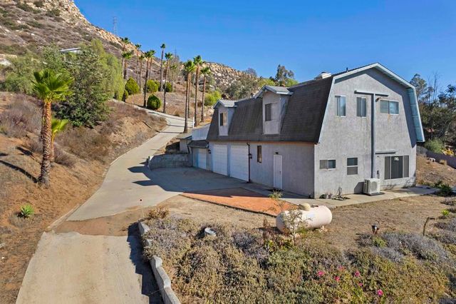 11535 Rocky Ln, Lakeside, CA 92040