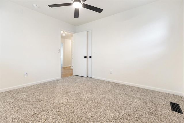 122 Kelly Drive, Moore, OK 73160