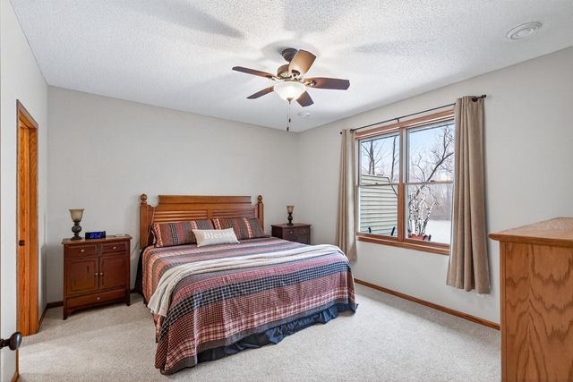 343 Sophia Avenue E, Maplewood, MN 55117