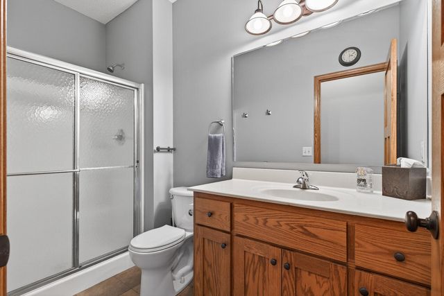 343 Sophia Avenue E, Maplewood, MN 55117