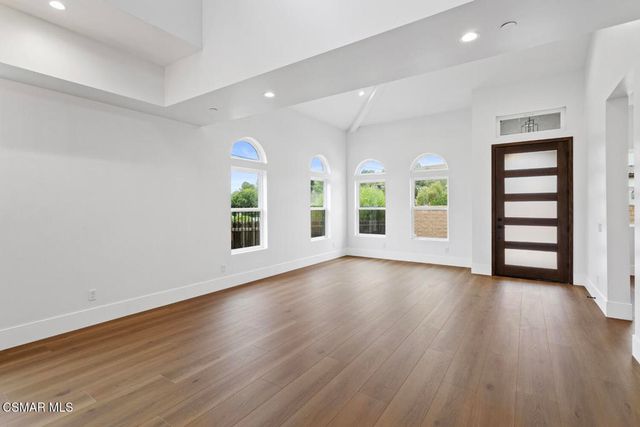 295 Toyon Court, Thousand Oaks, CA 91362