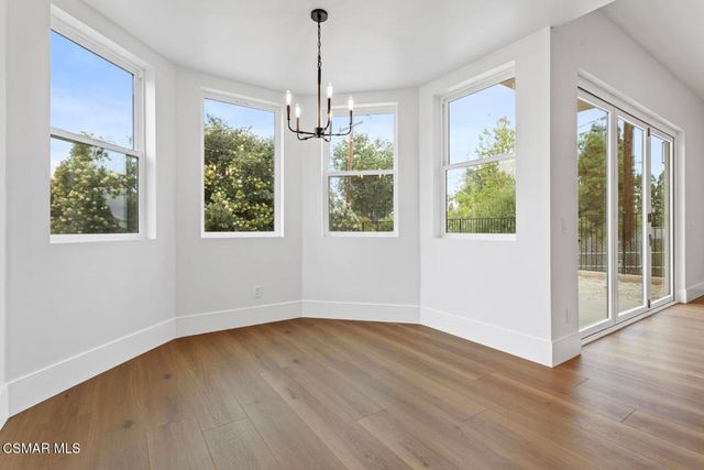 295 Toyon Court, Thousand Oaks, CA 91362