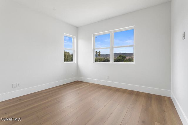 295 Toyon Court, Thousand Oaks, CA 91362