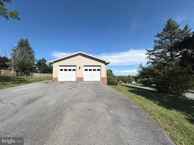 9301 LIBERTY CT, Frederick, MD 21701
