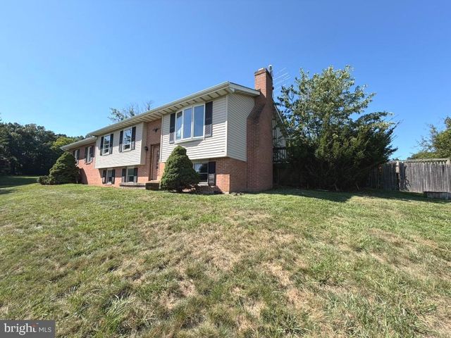 9301 LIBERTY CT, Frederick, MD 21701