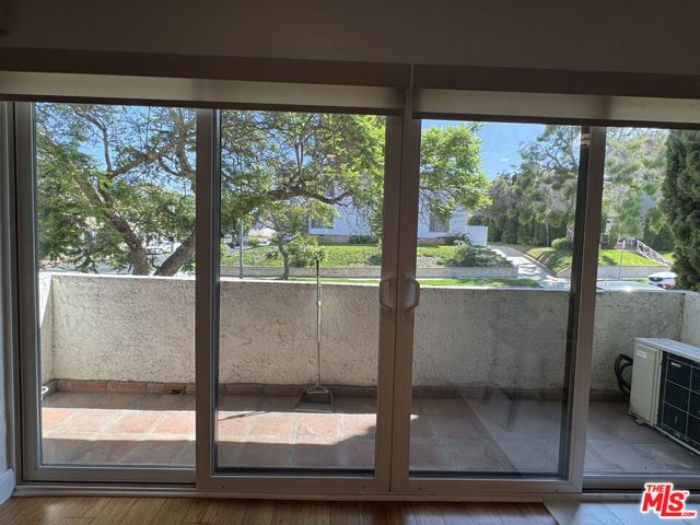 1601 Veteran Avenue 101, Los Angeles, CA 90024